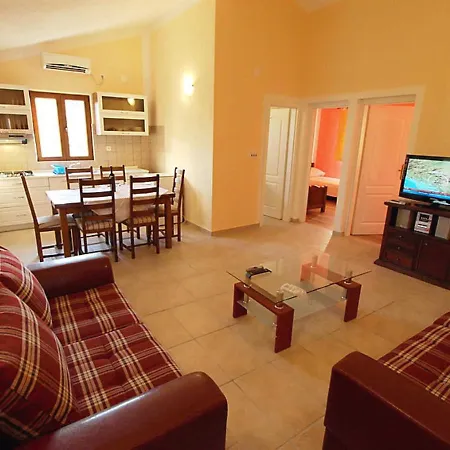 Appartement With Pool, *